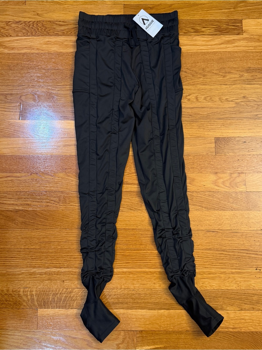 Agogie Resistance Band Leggings M40+ in Black - Size Medium NWT